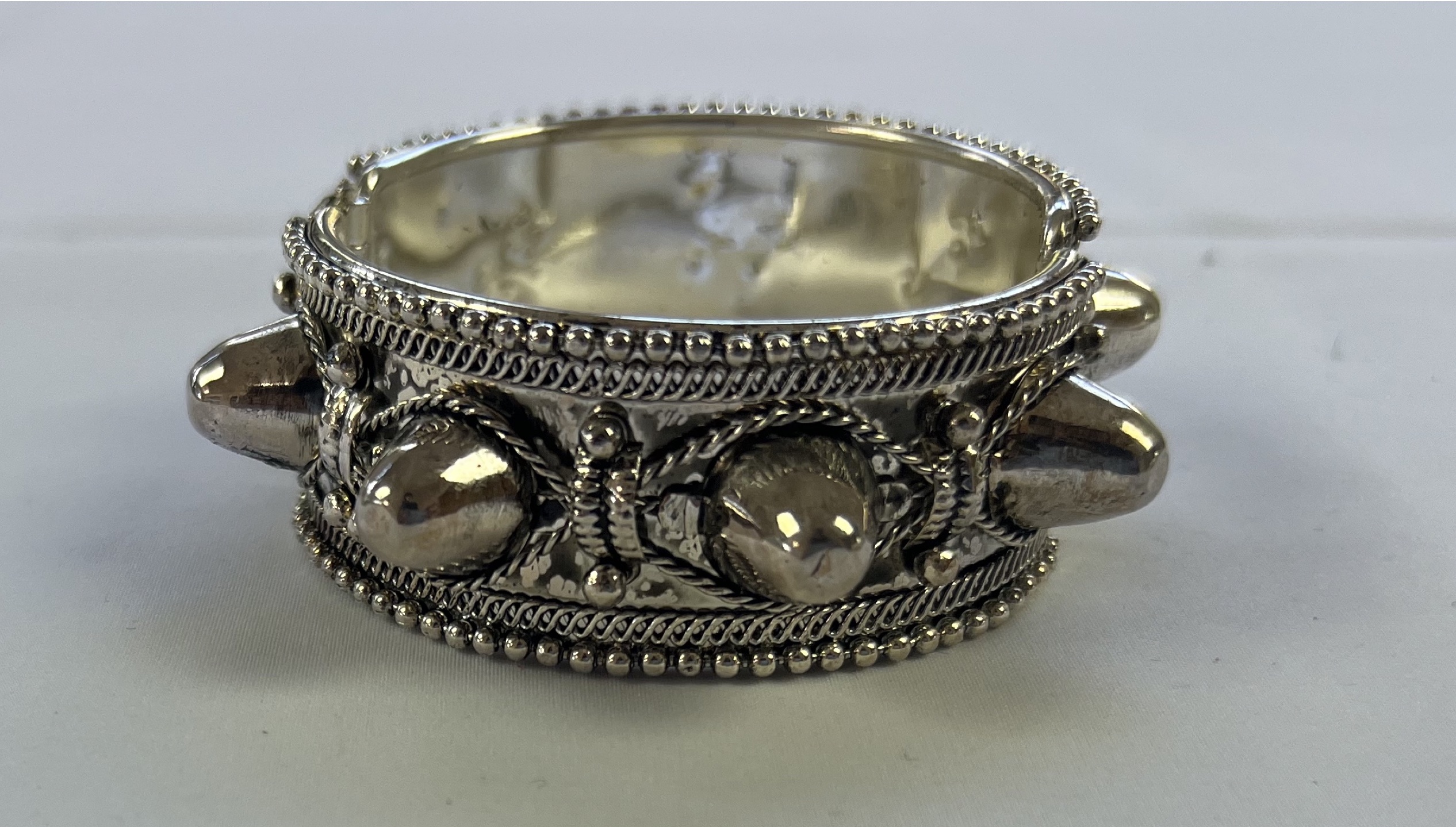 Studded Kada Antique Bangles 1 Studded Kada Antique Bangles 1 1